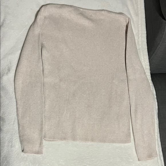Braemar Neutral Ribbed Button-Shoulder Sweater - Picture 3 of 3